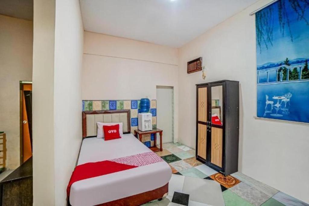 فندق Oyo 90980 Al Karim Syariah Tanjungbalai المظهر الخارجي الصورة